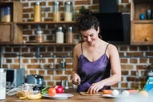 Read more about the article Cooking Hacks and Quick Recipes for Busy Individuals