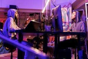 Read more about the article Esports: The Growing Phenomenon in Competitive Gaming