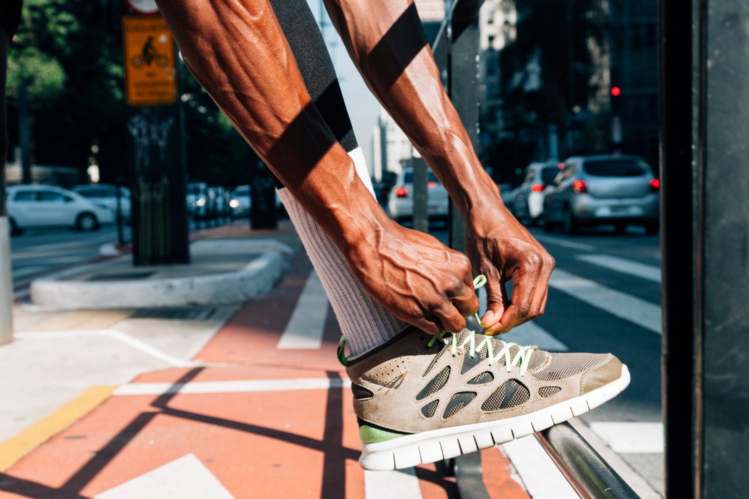 You are currently viewing Shoe Palace: Footwear Finds: Snagging The Hottest Sneakers At Shoe Palace In 2024