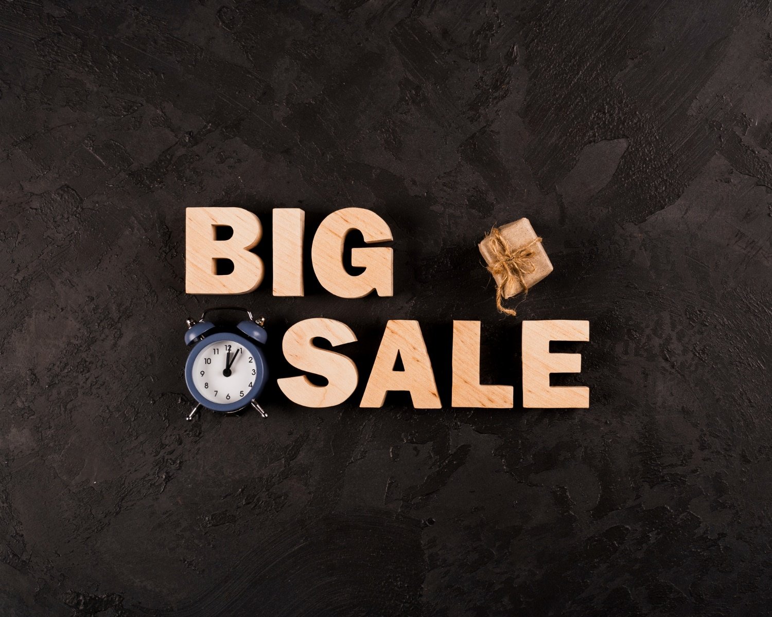 Discover Hidden Gems With Secret Sales: Exclusive Deals On Designer Brands In 2024