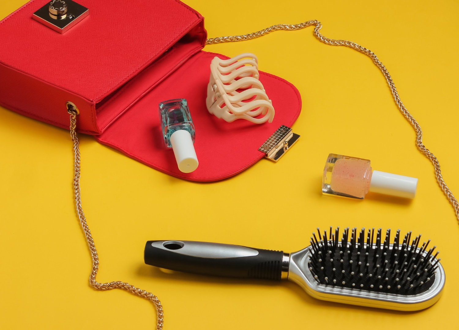 Accessorize with Emi Jay: Trendy Hair Accessories for Every Style in 2024