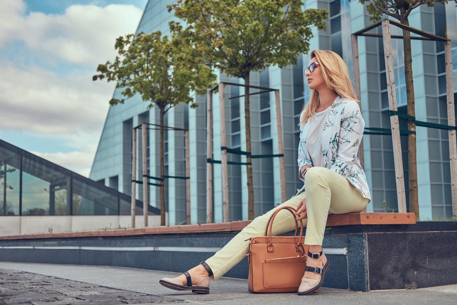 Read more about the article Experience Timeless Luxury With Loewe’s Designer Bags And Accessories