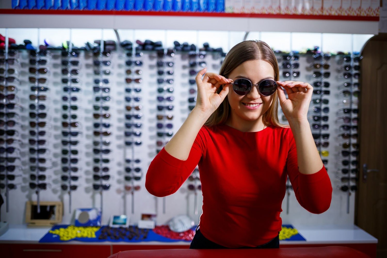 Find The Perfect Glasses And Sunglasses With Specscart’s Eye Care Services