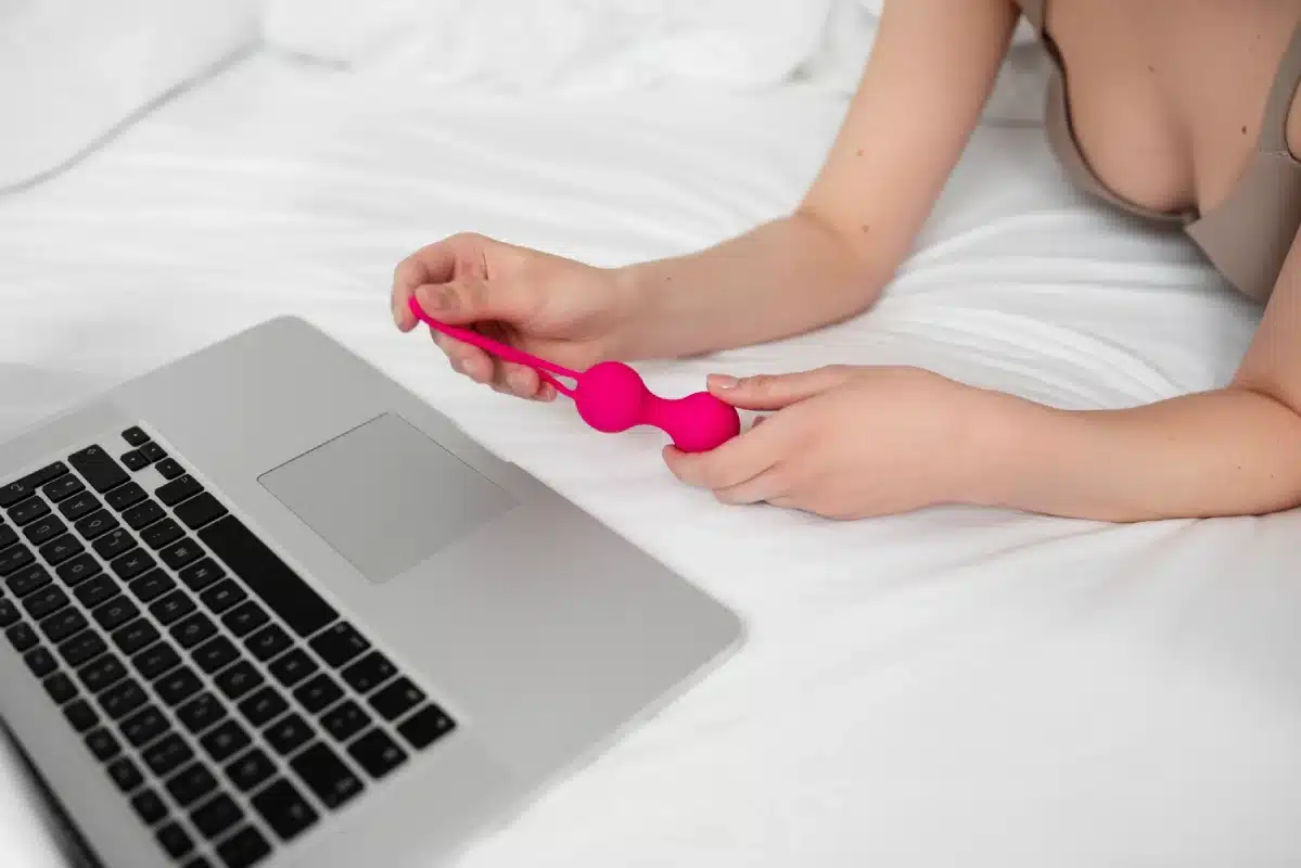 Practice Safe Sex with Kondomeriet