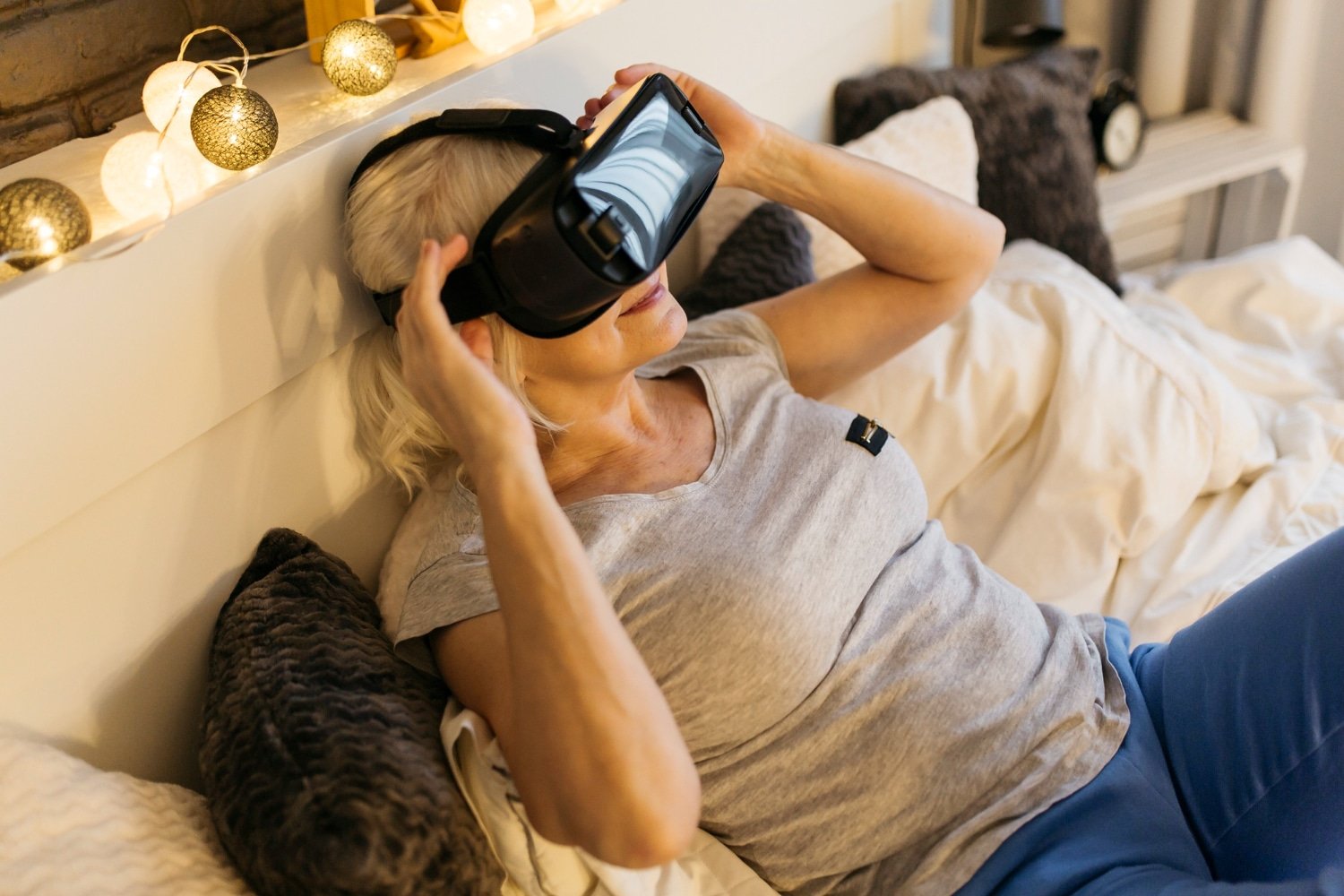 Apollo Neuroscience: How Apollo Wearable Technology Helps Reduce Stress and Improve Sleep